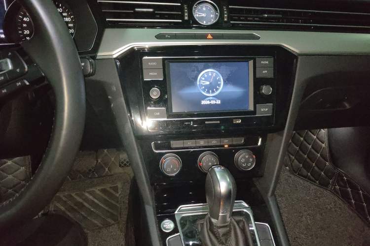 Used Volkswagen Magotan 2019 330TSI DSG Leading Model China VI Standard
