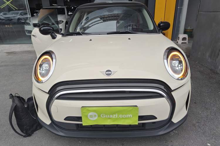 Used MINI MINI 2022 1.5T COOPER Classic Edition