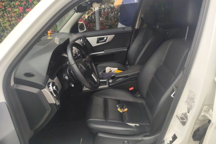 Used Mercedes-Benz GLK-Class 2013 GLK 300 4MATIC Dynamic Sunroof Model