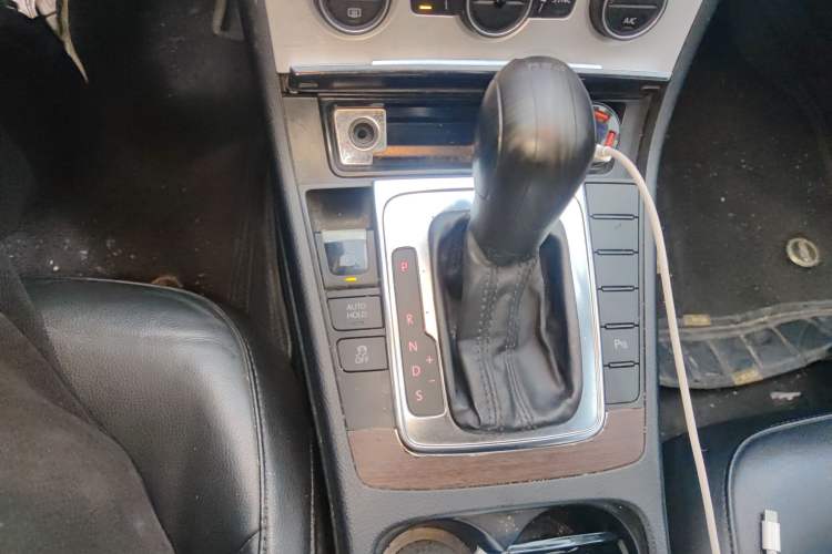 Used Volkswagen Magotan 2013 1.8TSI Luxury Model Gear Lever