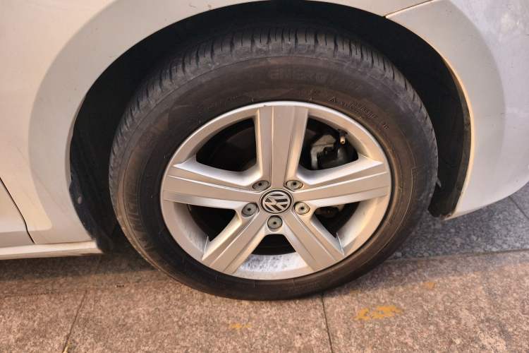 Used Volkswagen Golf 2015 1.4TSI Automatic Luxury Model