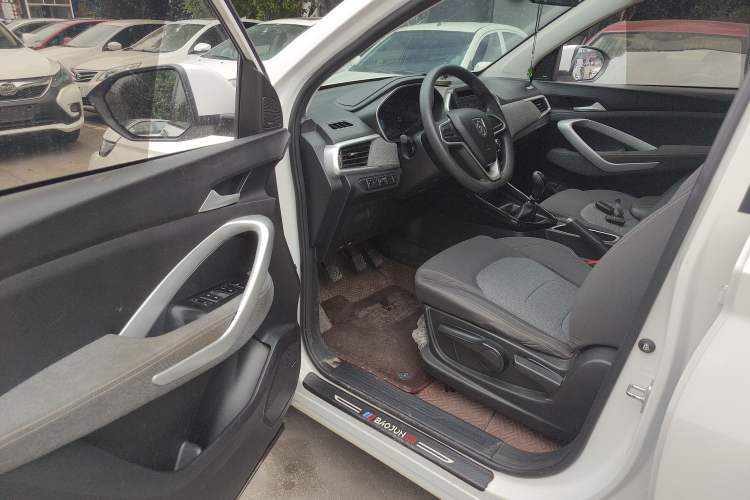 Used Baojun 530 2021 Global Car Anniversary Edition 1.5T Manual Comfort Model 5 Seats
