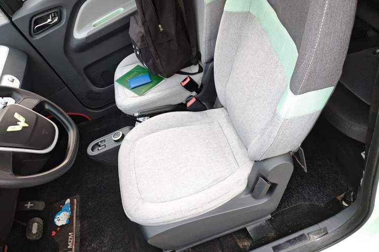 Used Wuling Hongguang MINIEV 2021 Macaron Fashion Model Lithium Iron Phosphate