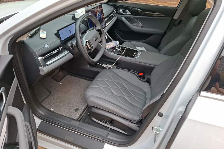 Used Geely Galaxy A7 2025 Model EM-i 150km Exploration+ Edition