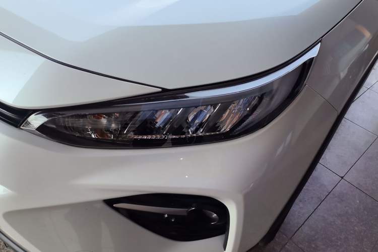 Used Toyota Wildlander 2024 2.0L CVT Two-Wheel Drive Leading Edition