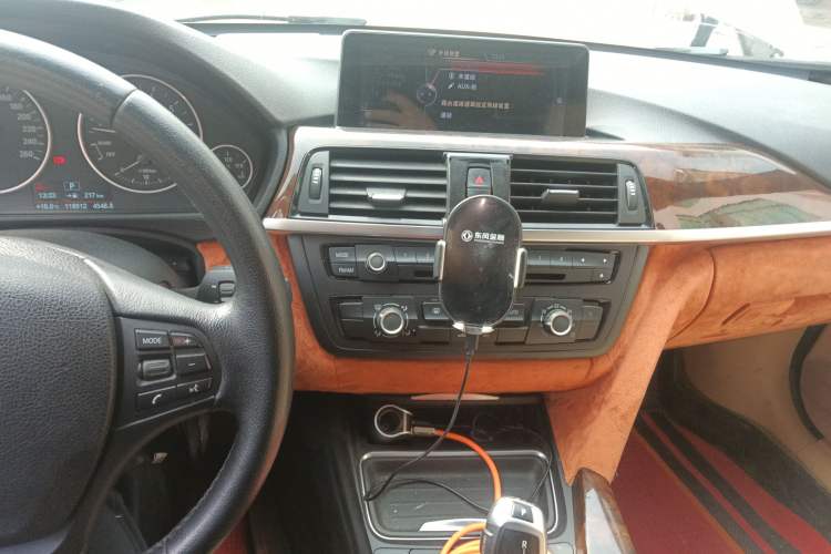 Used BMW 3 Series 2013 320Li Fashion Model
