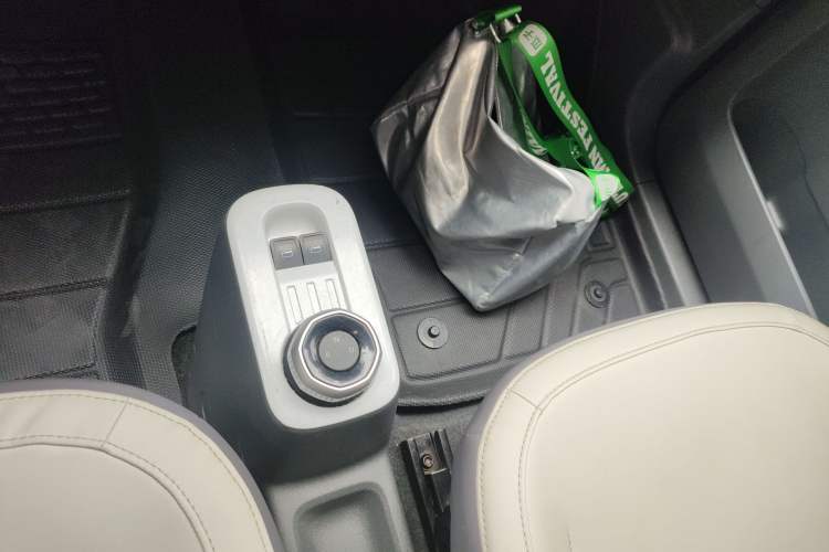 Used Geely Galaxy Panda 2024 200km Panda Rider