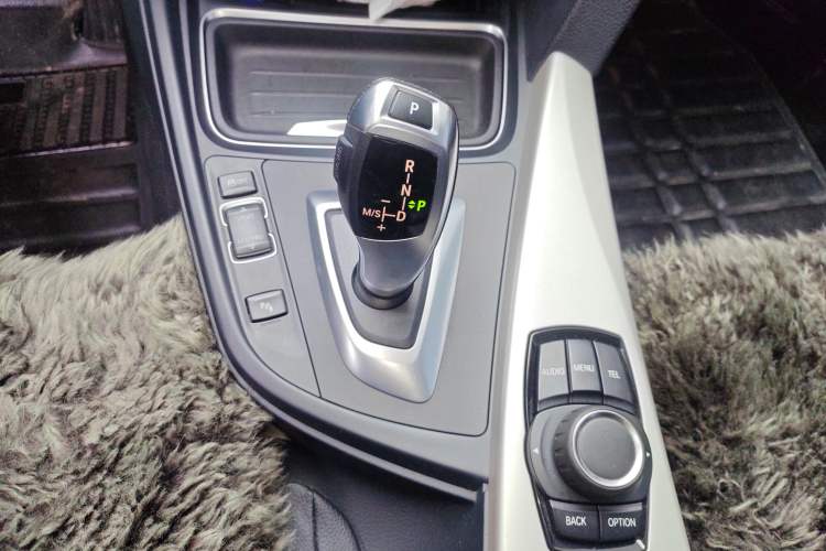 Used BMW 3 Series 2014 320Li Fashion Model