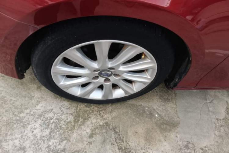 Used Volvo V40 2015 1.6T Zhiyi Edition