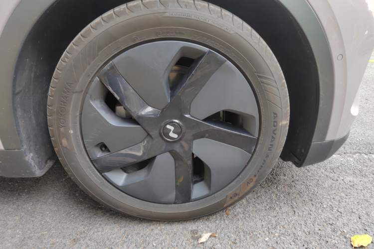 Used ONVO L60 2024 60 kWh Rear-Drive Version