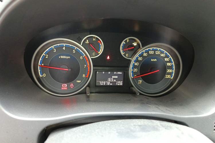 Used Suzuki SX4 2013 1.6L Manual CoolRide Model
