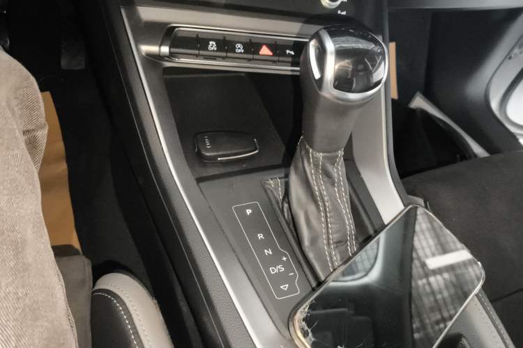 Used Audi Q3 2019 35 TFSI Fashion Dynamic Model
