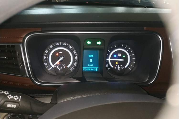 Used Buick GL8 2018 28T Comfort Model China VI Standard Instrument Cluster
