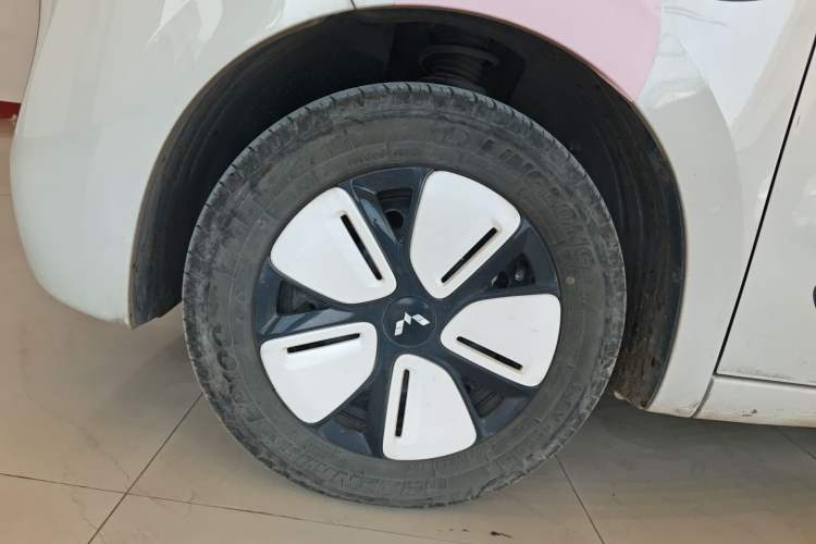 Used Wuling Hongguang MINIEV 2025 Four-Door Version Premium Edition Exterior 4