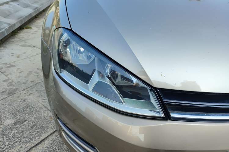 Used Volkswagen Golf 2015 1.6L Automatic Comfort Model
