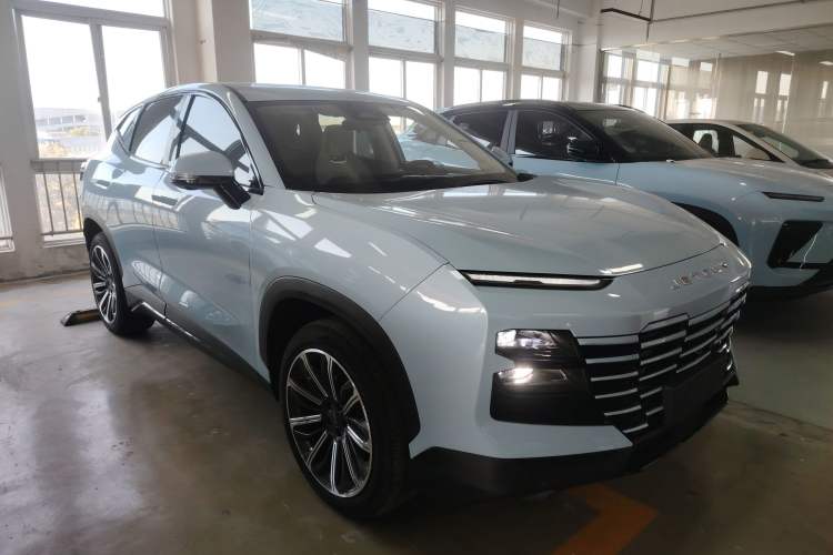 Used JETOUR Dashing i-DM 2023 1.5T DHT Lightning 02
