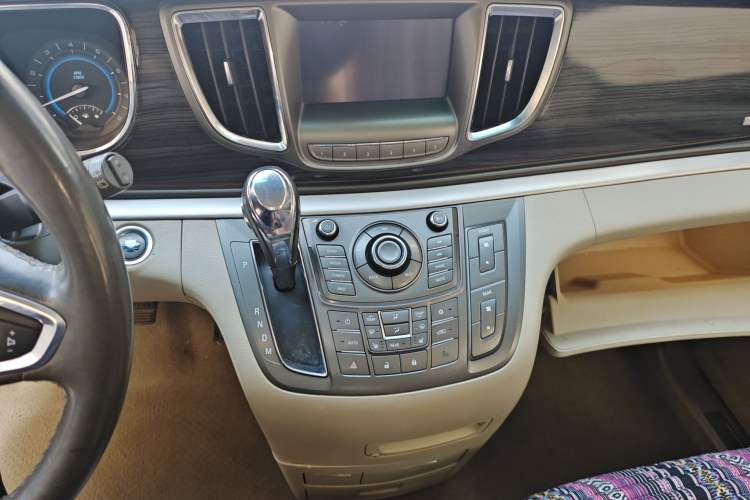 Used Buick GL8 2011 3.0L XT Luxury Business Flagship Edition
