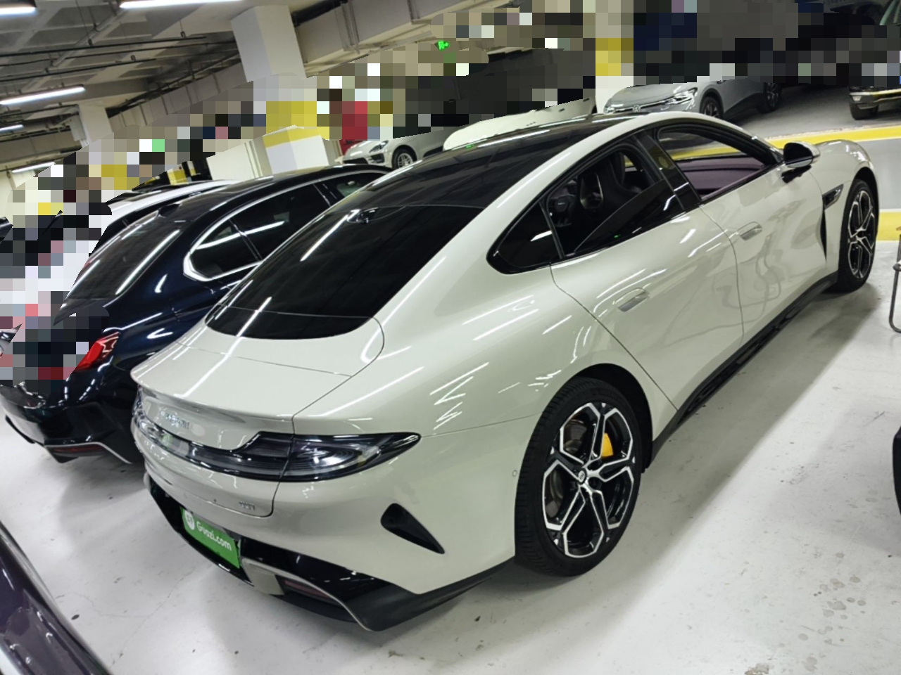Xiaomi Auto SU7 2024 Rear-Drive Ultra-Long Range Advanced Pro-Level Intelligent Driving Version — снимка 6