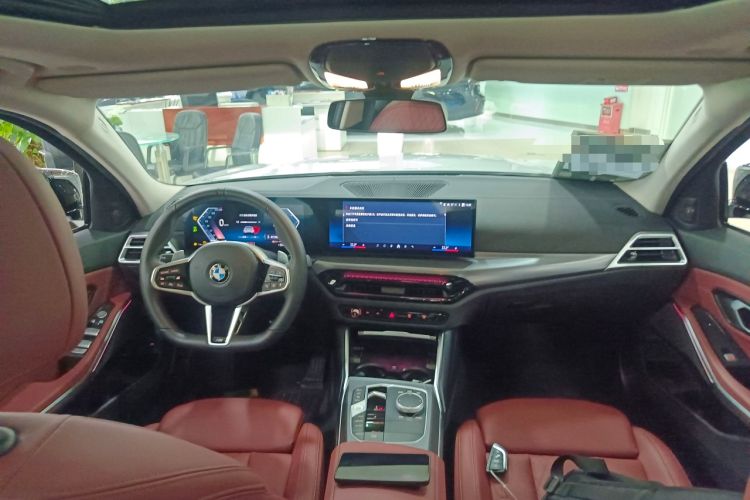 Used BMW 3 Series 2025 330Li M Sport Shadowline Package Center Console