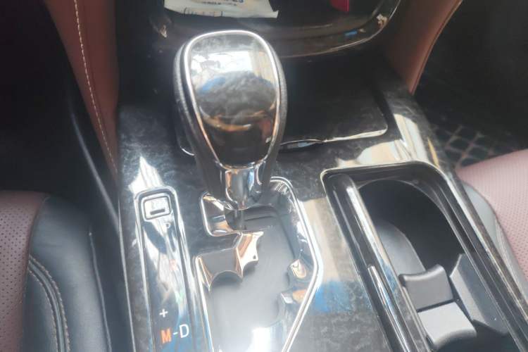 Used Toyota Crown 2018 2.0T Sport Edition Gear Lever