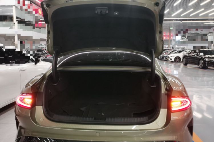 Used Xiaomi Auto SU7 2024 Four-Wheel Drive Ultra-Long Range Advanced Intelligent Driving Max Edition