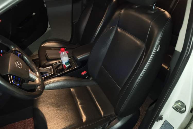 Used Hyundai Mistra 2014 1.8L Automatic Deluxe DLX Model Left Front Seat