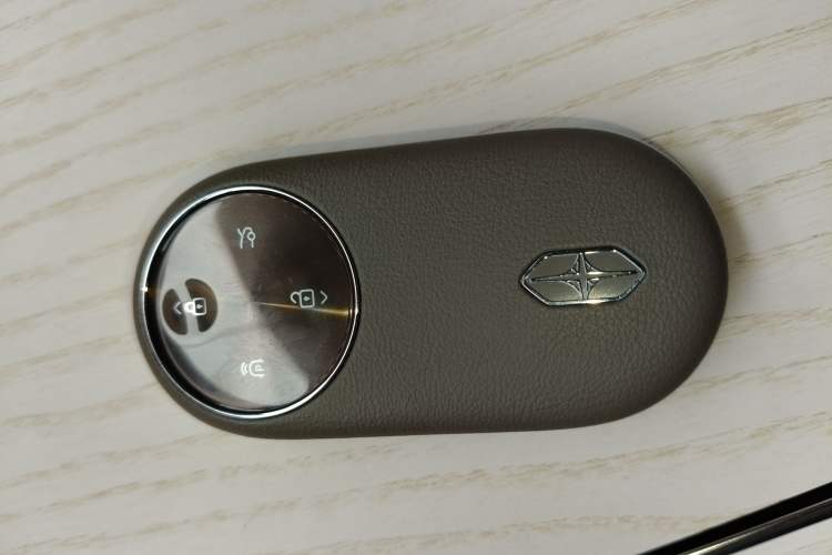 Used Hima Stelato S9 2026 Model, Range-Extended Max Rear-Drive 37kWh
