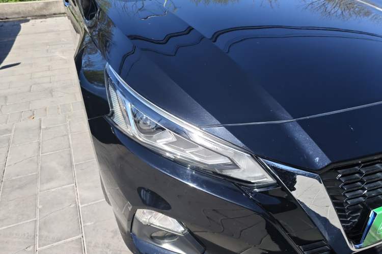 Used Nissan Teana 2020 2.0L XL Upper SmartDrive Version Right Front Headlight