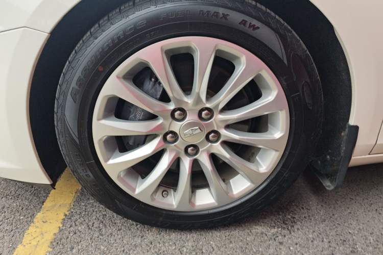 Used Cadillac XTS 2018 28T Tech Edition Left Front Wheel Hub