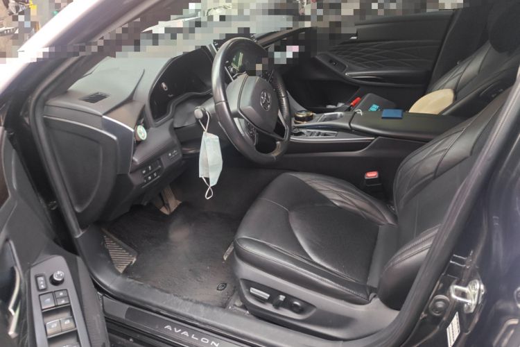 Used Toyota Avalon 2019 2.5L Touring Premium Version China VI Standard
