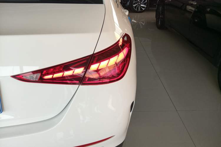 Used Mercedes-Benz C-Class 2023 Restyled C 260 L Sport Edition Exterior 3