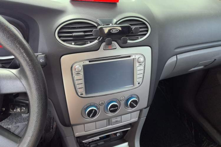 Used Ford Focus 2013 Hatchback Classic 1.8L Manual Base Model