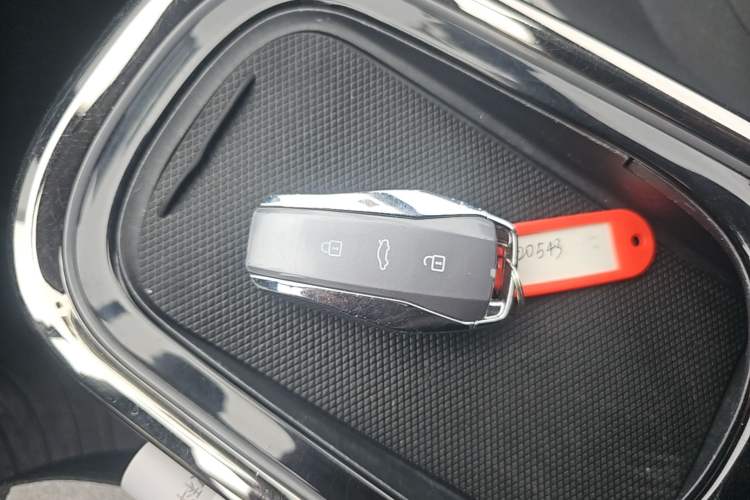 Used JAC Yiwei 3 2024 Zhi'ai Edition 330km Lite