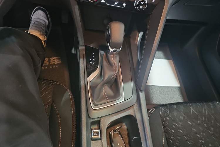 Used Chevrolet Orlando 2019 530T Automatic Luxury Edition (5+2 Seater) – China VI Standard Gear Lever