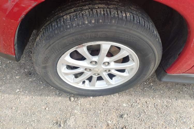 Used Mitsubishi ASX 2013 2.0L Manual Two-Wheel Drive Comfort Edition Left Front Wheel Hub