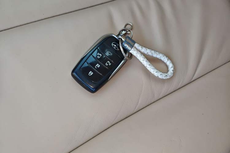 Used Toyota Previa 2012 2.4L 7-Seater Luxury Edition