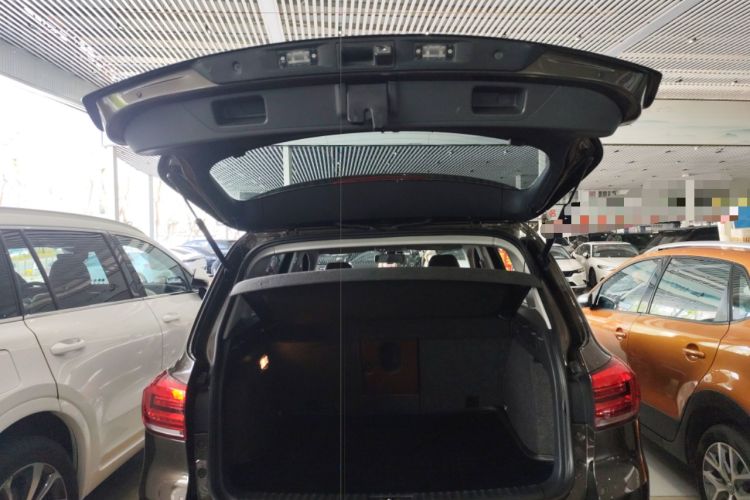 Used Volkswagen Tiguan 2015 2.0 TSI Automatic All-Wheel Drive Luxury Edition