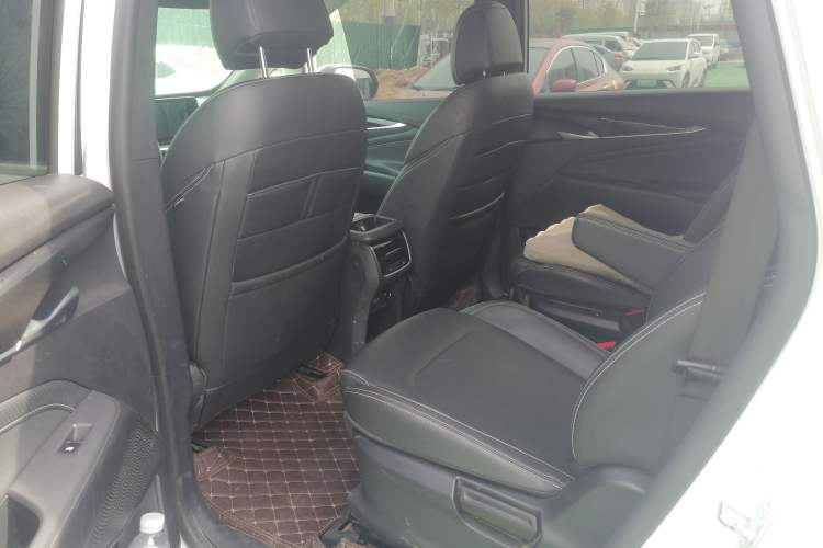 Used SAIC MAXUS G50 2022 1.5T Automatic Comfort Touring B
