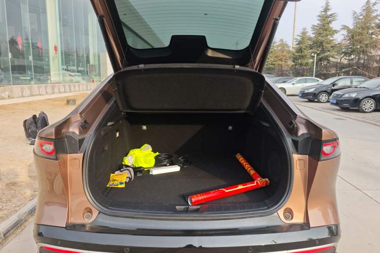 Used Mazda EZ-6 2024 Range-Extended 200 Luxury Edition