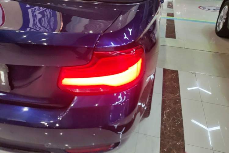 Used BMW 2 Series 2018 220i Convertible Coupe Sports Design Package Right Rear Taillight