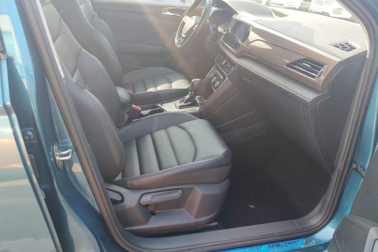 Used Volkswagen Tharu 2020 280TSI Two-Wheel Drive Luxury Edition China VI Standard Right Front Seat