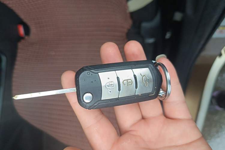 Used GAC Trumpchi GS4 2016 235T Manual Luxury Edition Vehicle Key