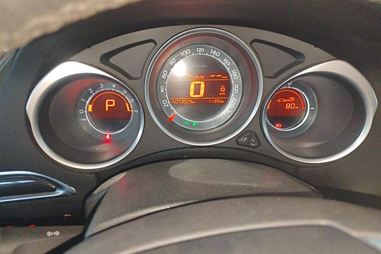 Used Citroen C4L 2013 1.6 THP Automatic Impression Edition Instrument Cluster