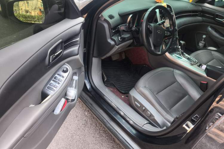 Used Chevrolet Malibu 2014 2.0L Automatic Luxury Edition
