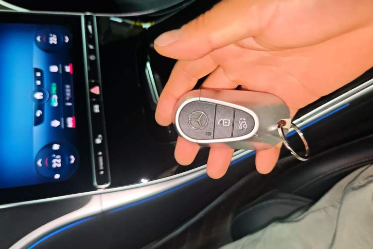 Used Mercedes-Benz C-Class 2022 C 260 L Sport Edition Vehicle Key