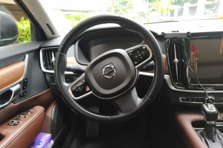 Used Volvo S90 2019 T5 Zhiyi Edition