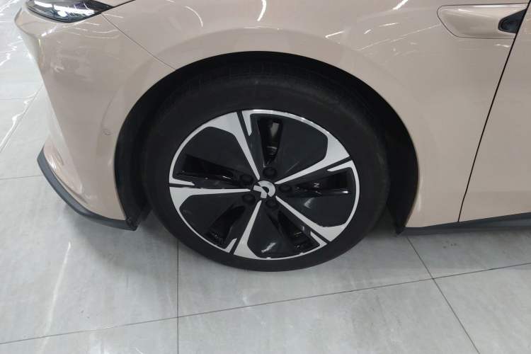 Used Nio ET5T 2024 75kWh Touring