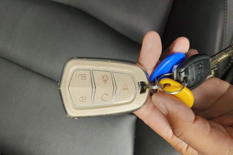 Used Cadillac XT6 2022 2.0T Six-Seater Four-Wheel-Drive Luxury Version
