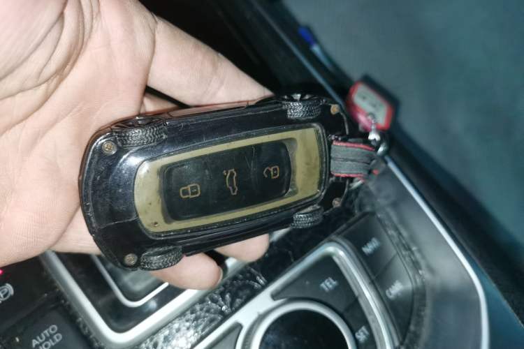 Used Geely Auto Emgrand GT 2016 2.4L Zunya Model
