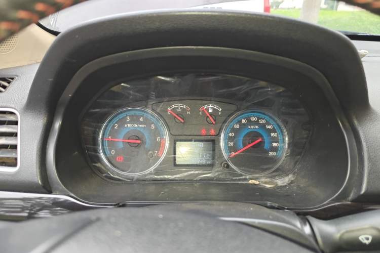 Used Dongfeng Fengon 370 2016 1.5L Manual Standard Edition SFG15-02 7 Seats